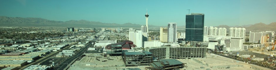 Blick auf dem Hotelzimmer über das nördliche Las Vegas