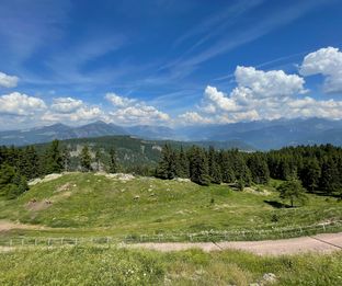 Fantastische Aussicht Richtung Dolomiten